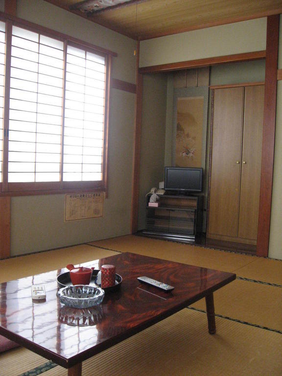 Ichifujiso Hotel Fujikawaguchiko Room photo